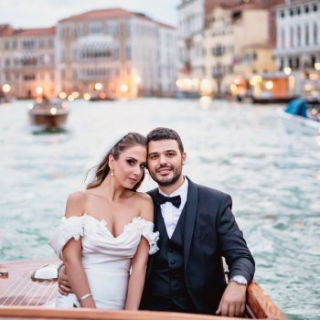 Bride and groom at Rialto Bridge during their Venice wedding photography session