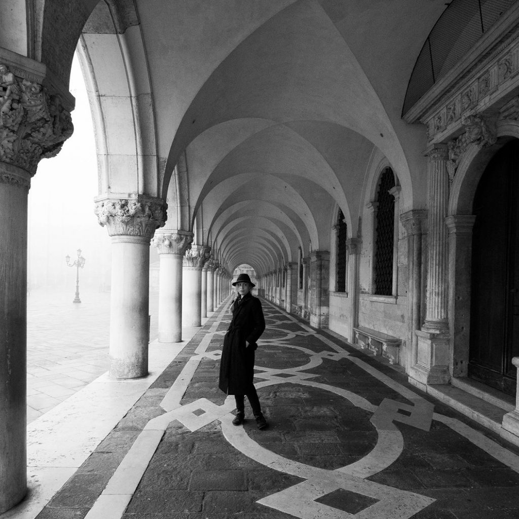 Meet LoreVenice, an expert in capturing timeless love stories and unforgettable moments in the heart of Venice.