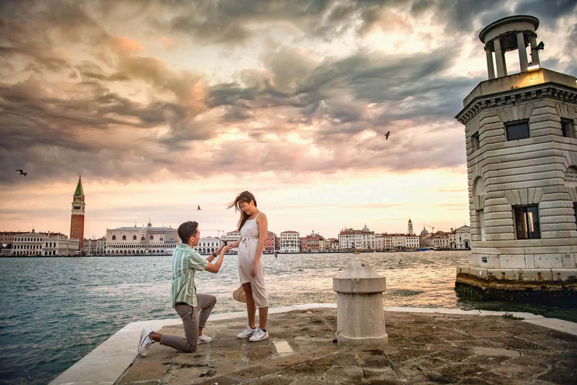 Proposal at San Giorgio Maggiore with panoramic views, one of the best places to propose in Venice.