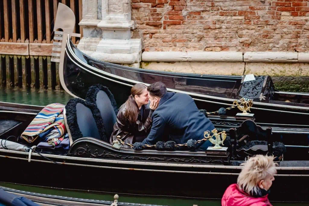 Romantic gondola proposal, one of the best places to propose in Venice.