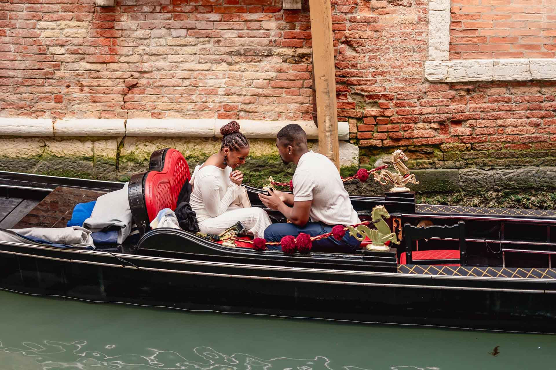 Romantic gondola proposal, one of the best places to propose in Venice.