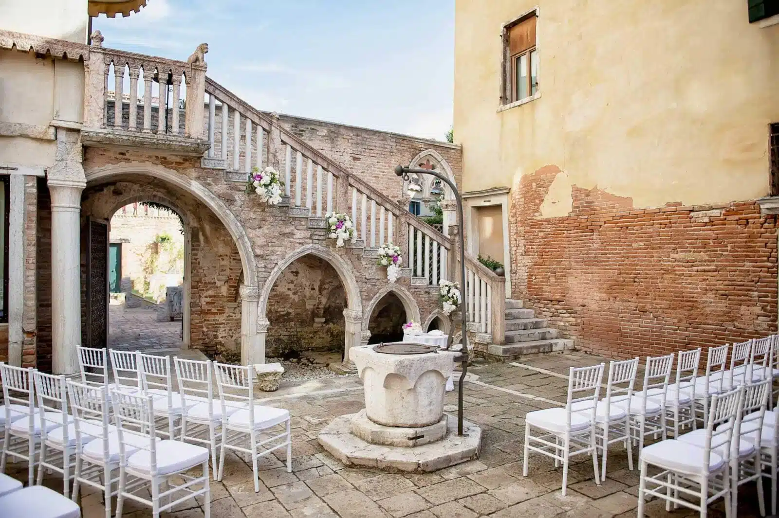 Contarini della Porta di Ferro, a Venice iconic location for wedding with historic charm and secluded courtyards.