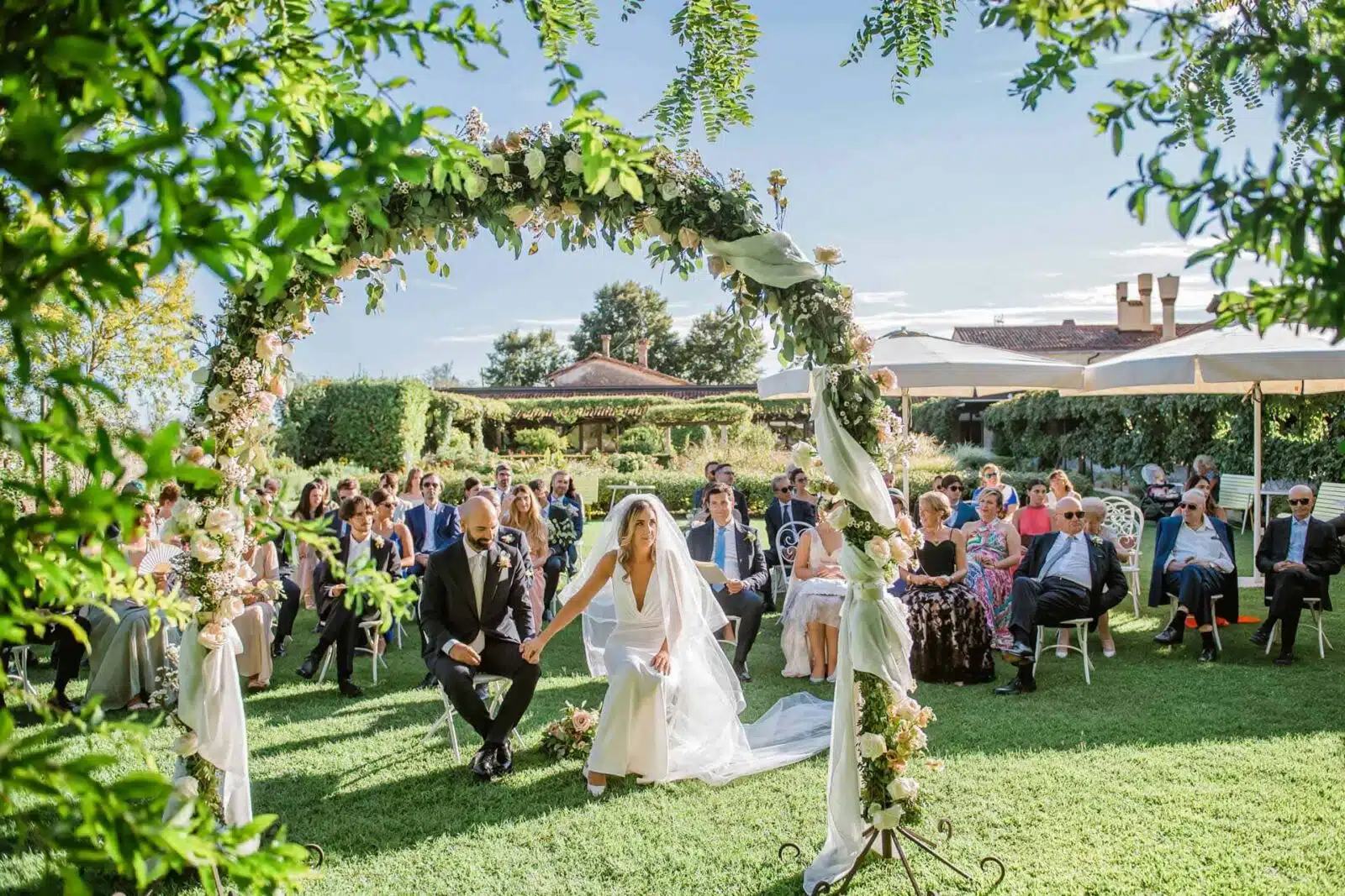 A romantic wedding at Locanda Cipriani, a Venice iconic location for wedding on the tranquil island of Torcello.