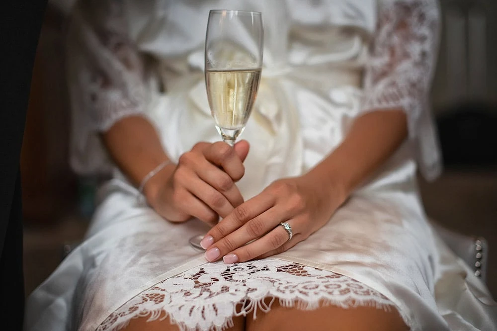 Elegant wedding at the luxurious Kempinski Hotel in Venice.