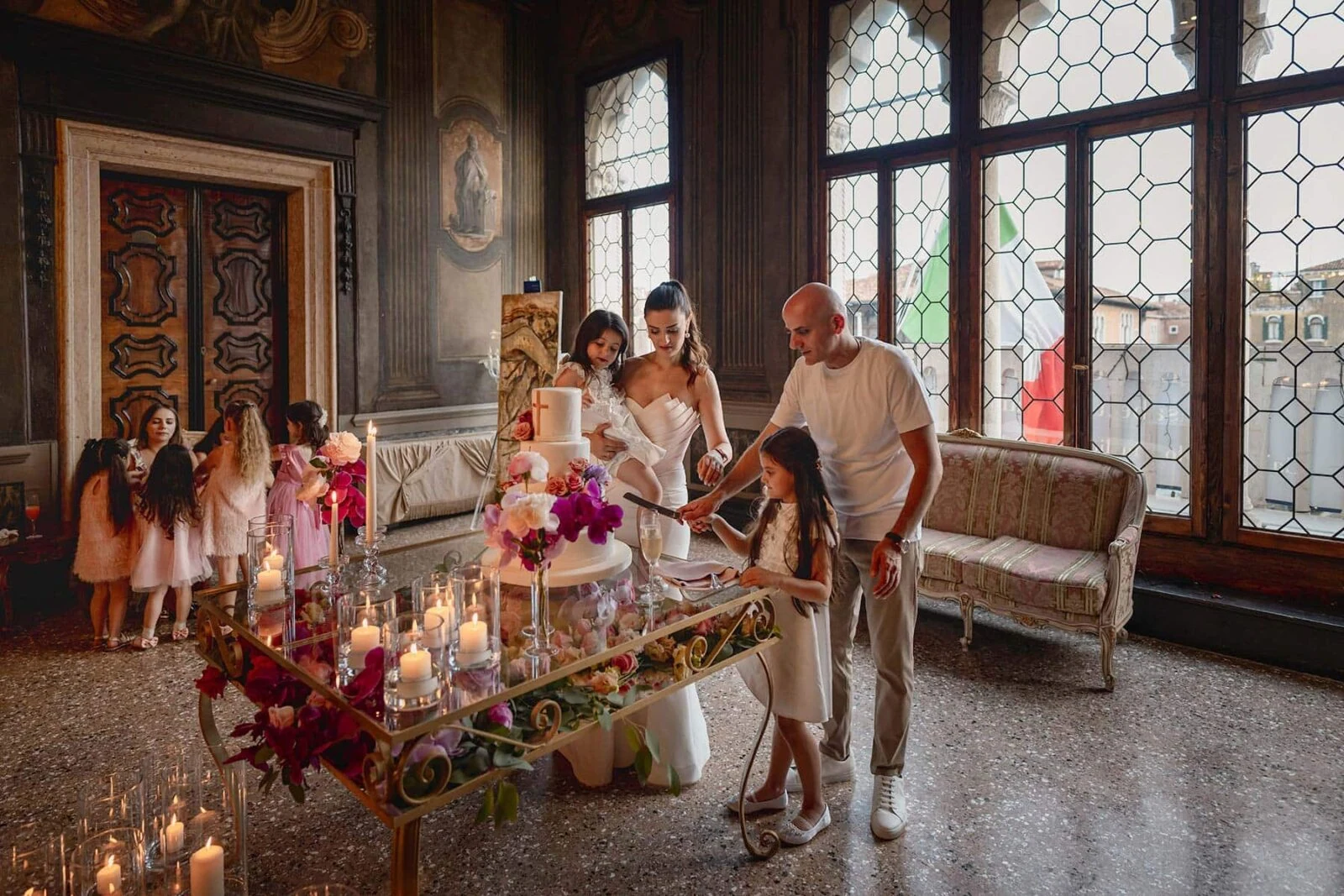 Luxurious wedding reception in a stunning Venetian palace.