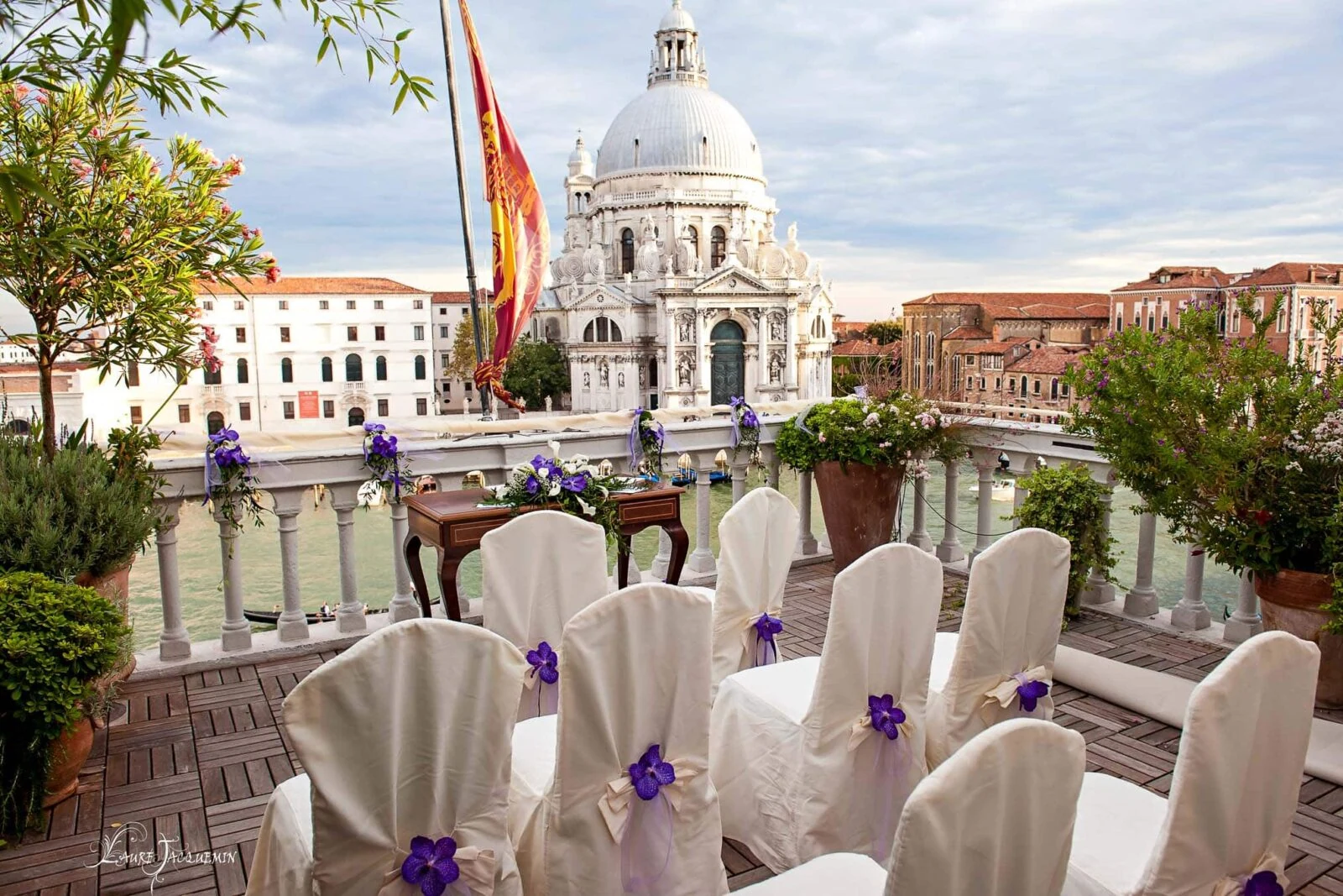 St. Regis Venice, a luxury rooftop wedding venue with panoramic views of St. Mark’s Square.