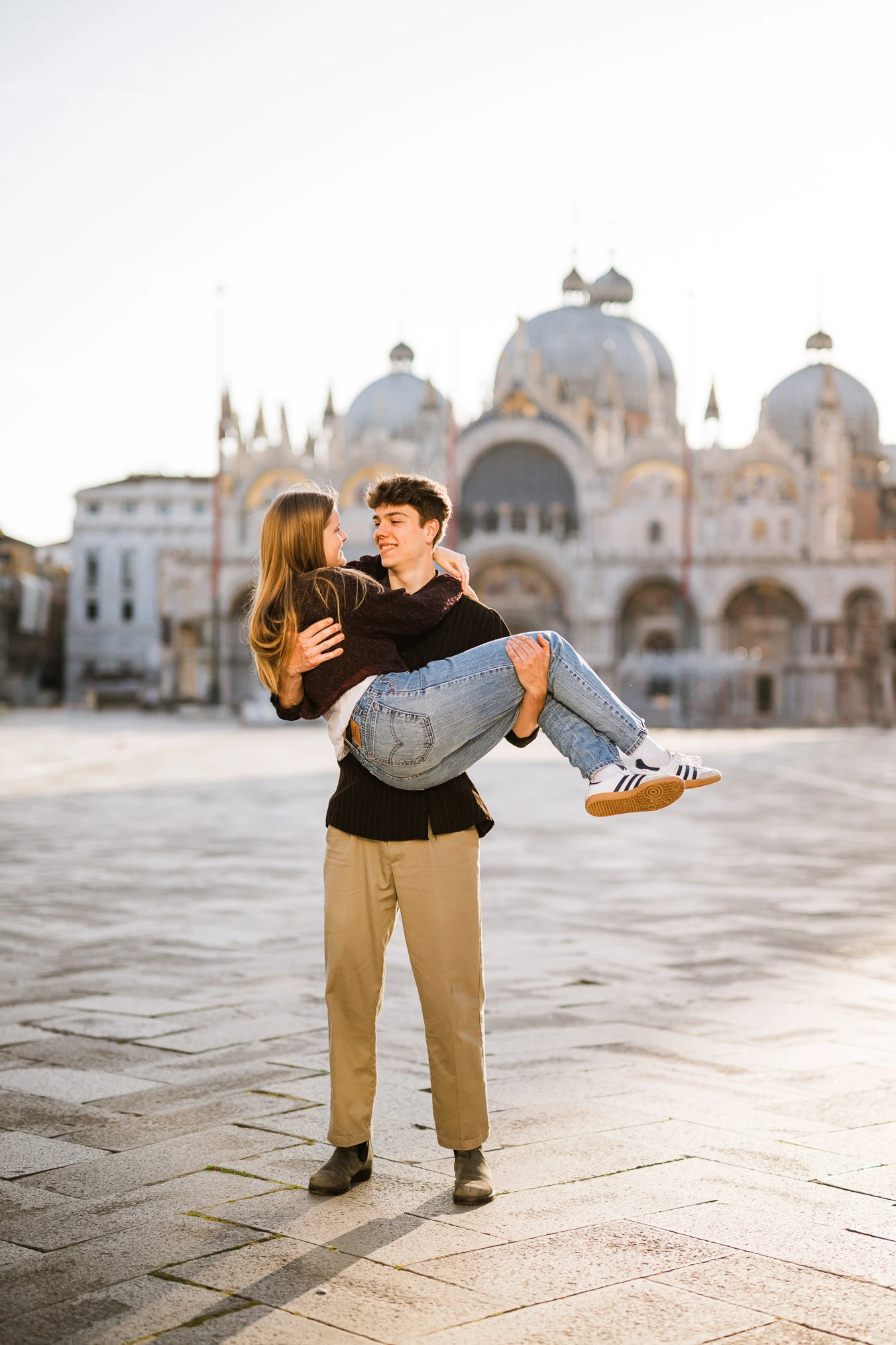 Venice surprise proposal photo session at San Marco square