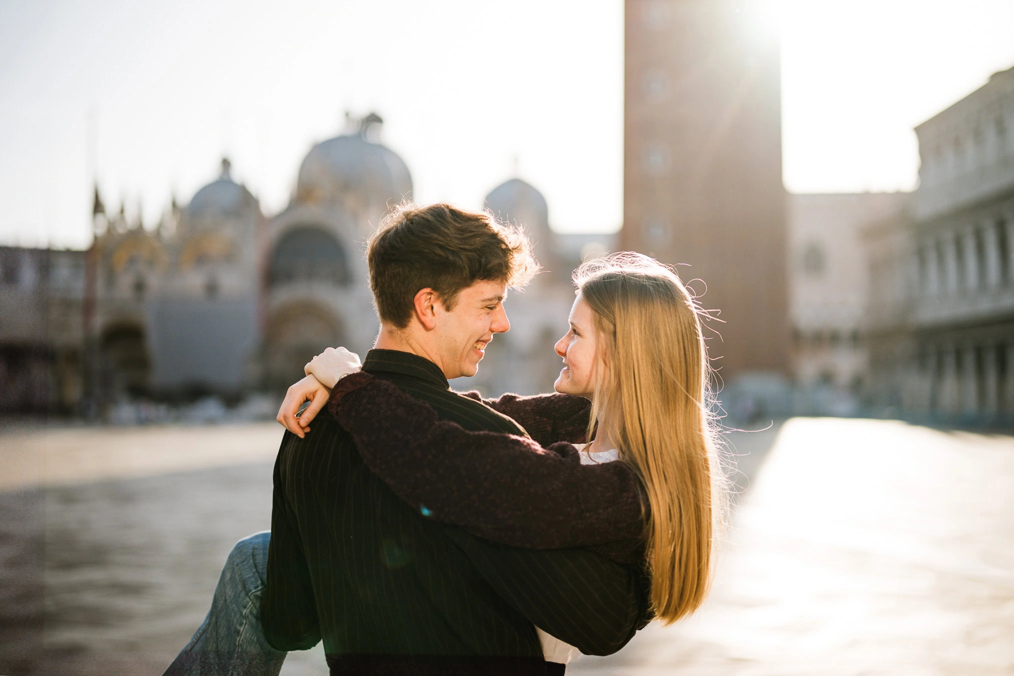 Venice surprise proposal photo session at San Marco square