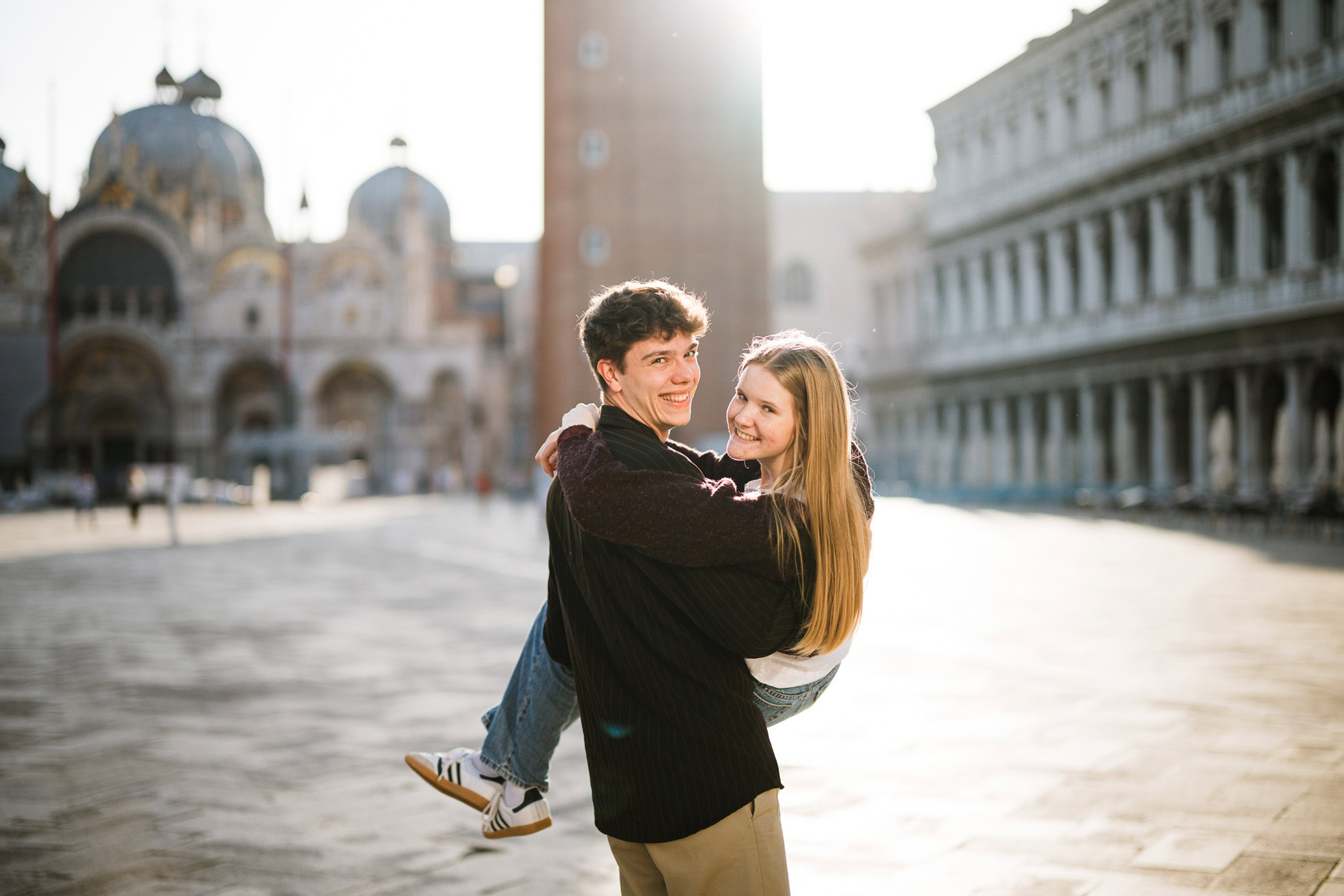 Venice surprise proposal photo session at San Marco square