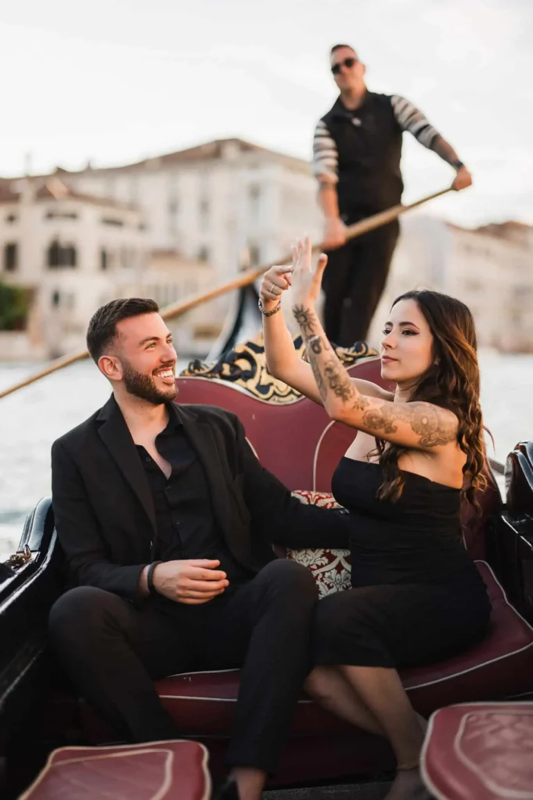 How to Plan a Venice Gondola Proposal