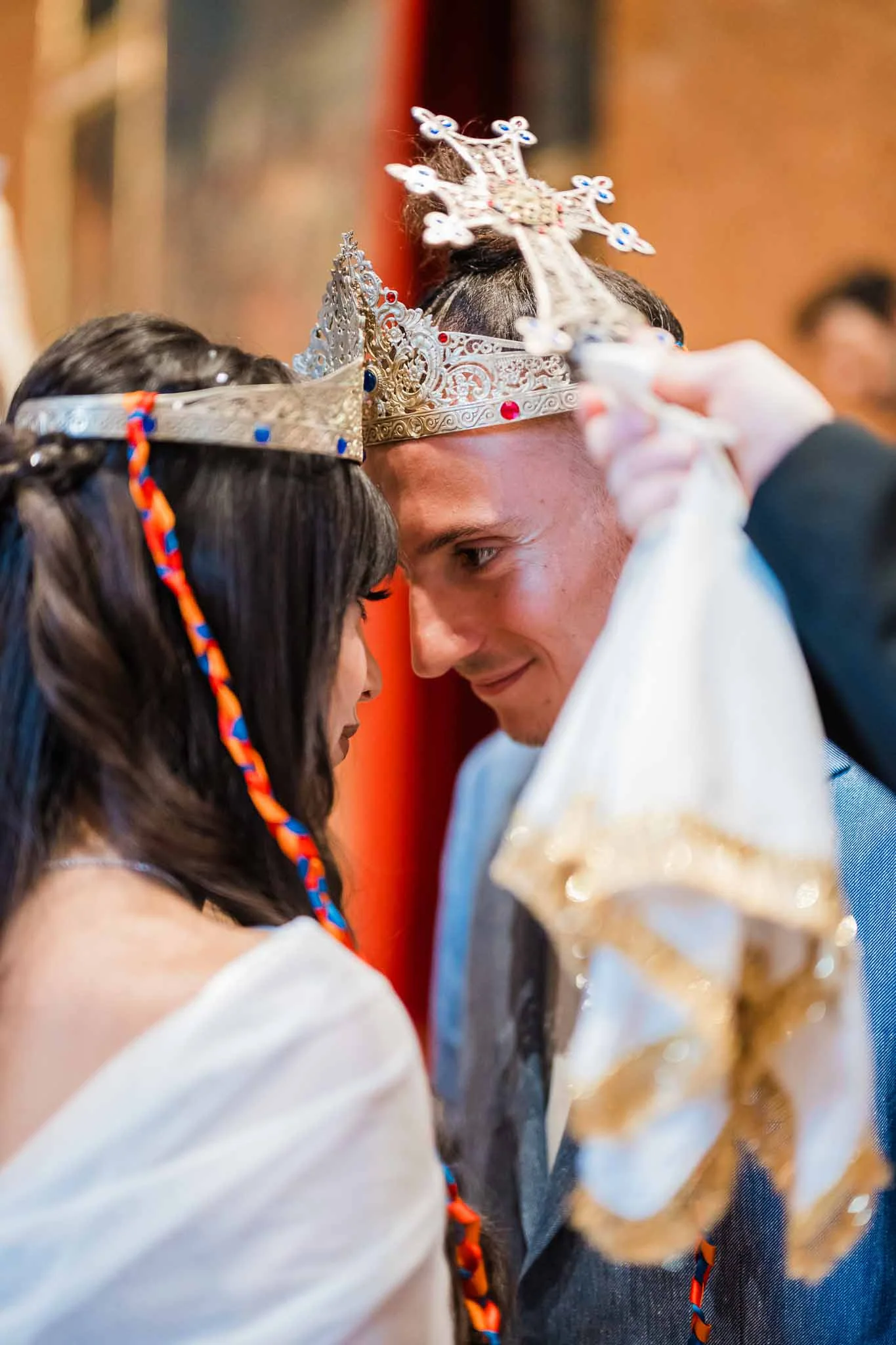 elopement photography detail during a symbolic ceremony in Venice