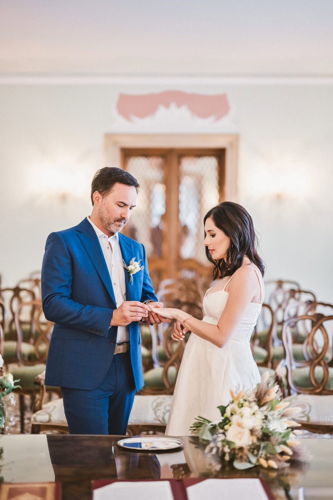 Wedding ceremony at Palazzo Cavalli in Venice with elegant architecture and natural light.